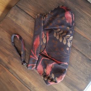 Maruca NWOT Zippered Clutch Wristlet Bag